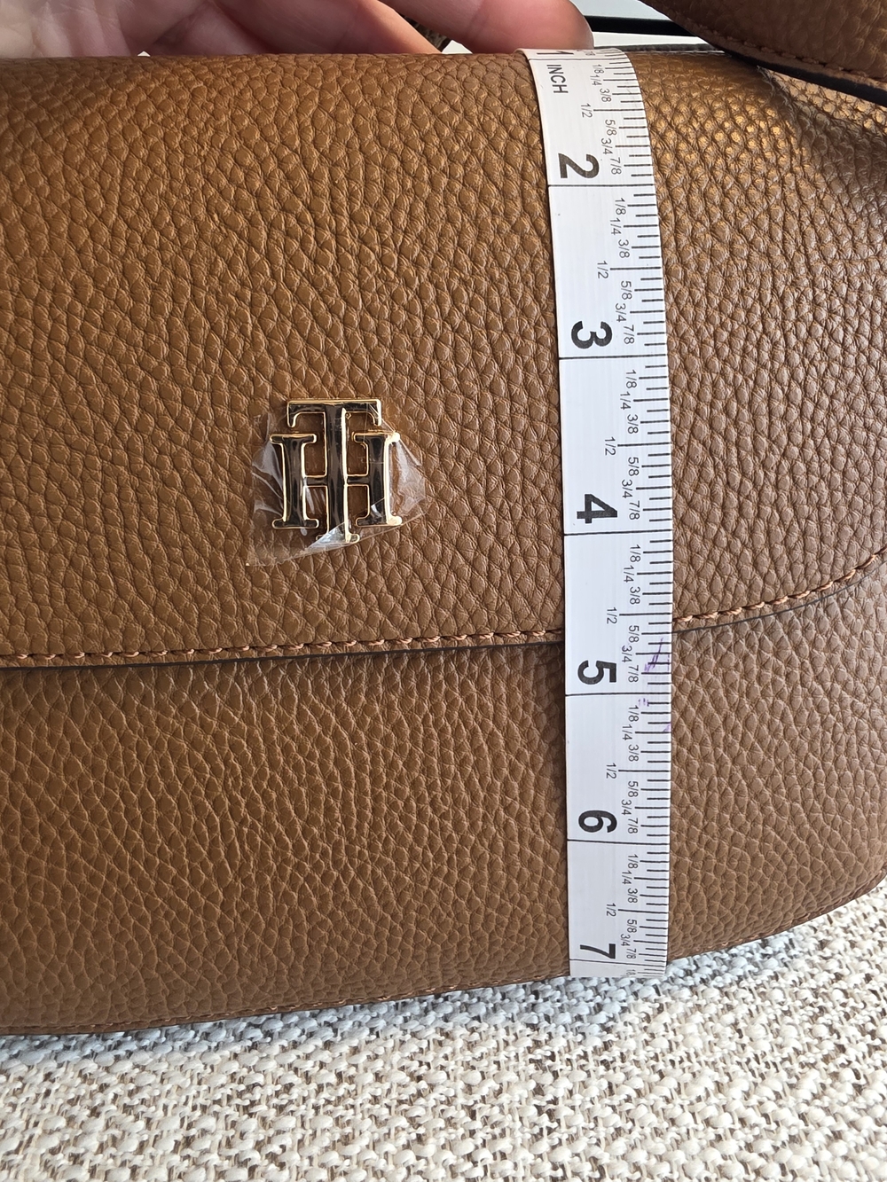 Tommy Hilfiger Brown Crossbody Bag - Picture 6 of 9